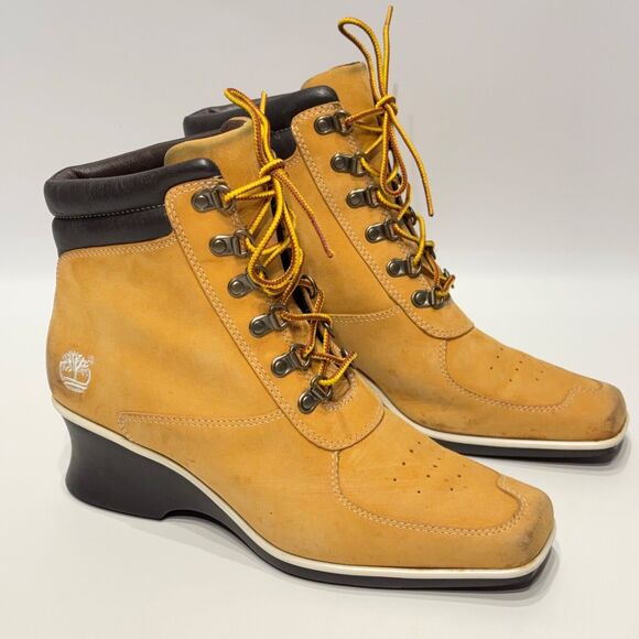 Timberland Wheat Nubuck Leather Wedge Heel Ankle Boot Square Toe Women Size 7.5M - Picture 1 of 14